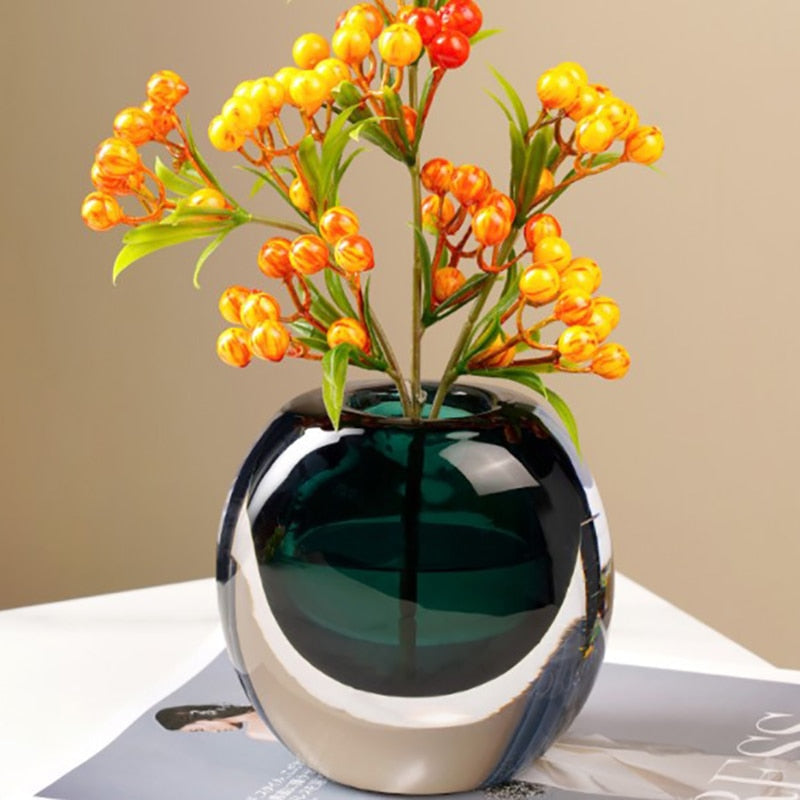Round Chic Glass Vase
